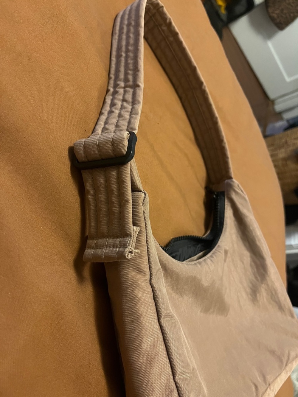 2 Baggu Bags- Women’s Soft Shoulder Bag in Light Tan and Brown Fanny Pack - Picture 3 of 7